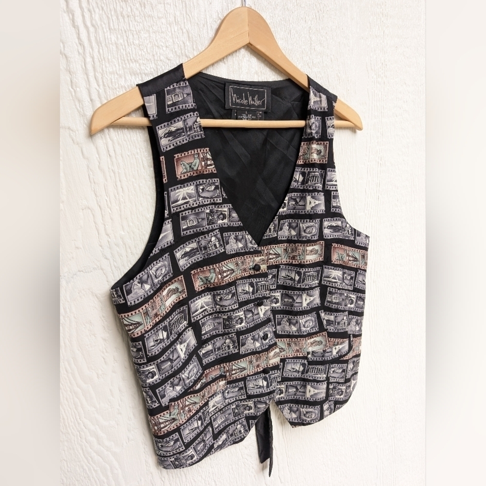 Vtg 90's Nicole Miller 100% Silk Washable Vest Around The World Tourist Travel L - Picture 2 of 7